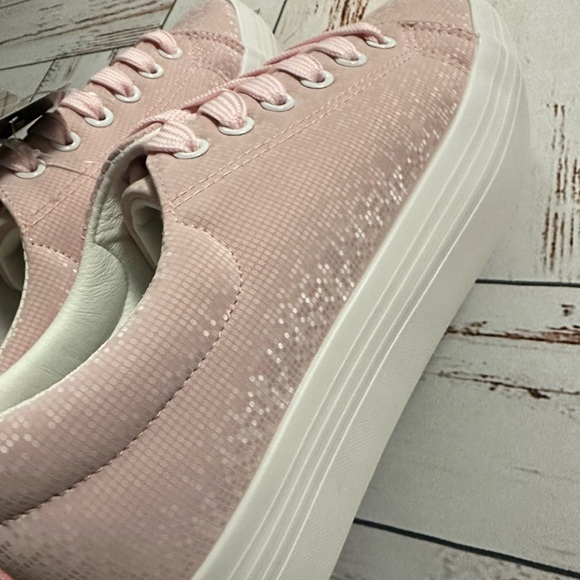 🆕 Women Lace Up Platform Sneakers Size 8, Pink - Picture 5 of 10
